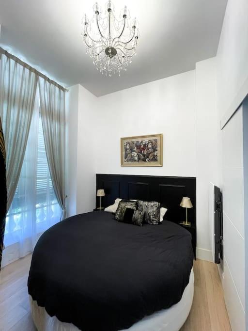 Ferienwohnung Romantique Jacuzzi, Au Chateau A 30 Min De Paris Limay Exterior foto