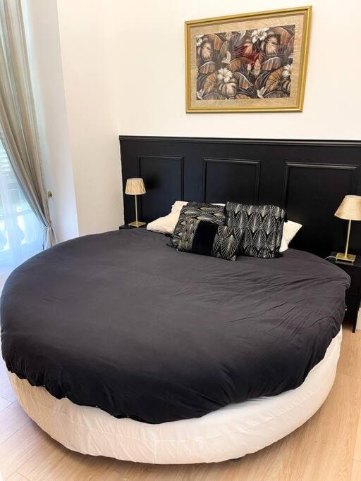 Ferienwohnung Romantique Jacuzzi, Au Chateau A 30 Min De Paris Limay Exterior foto